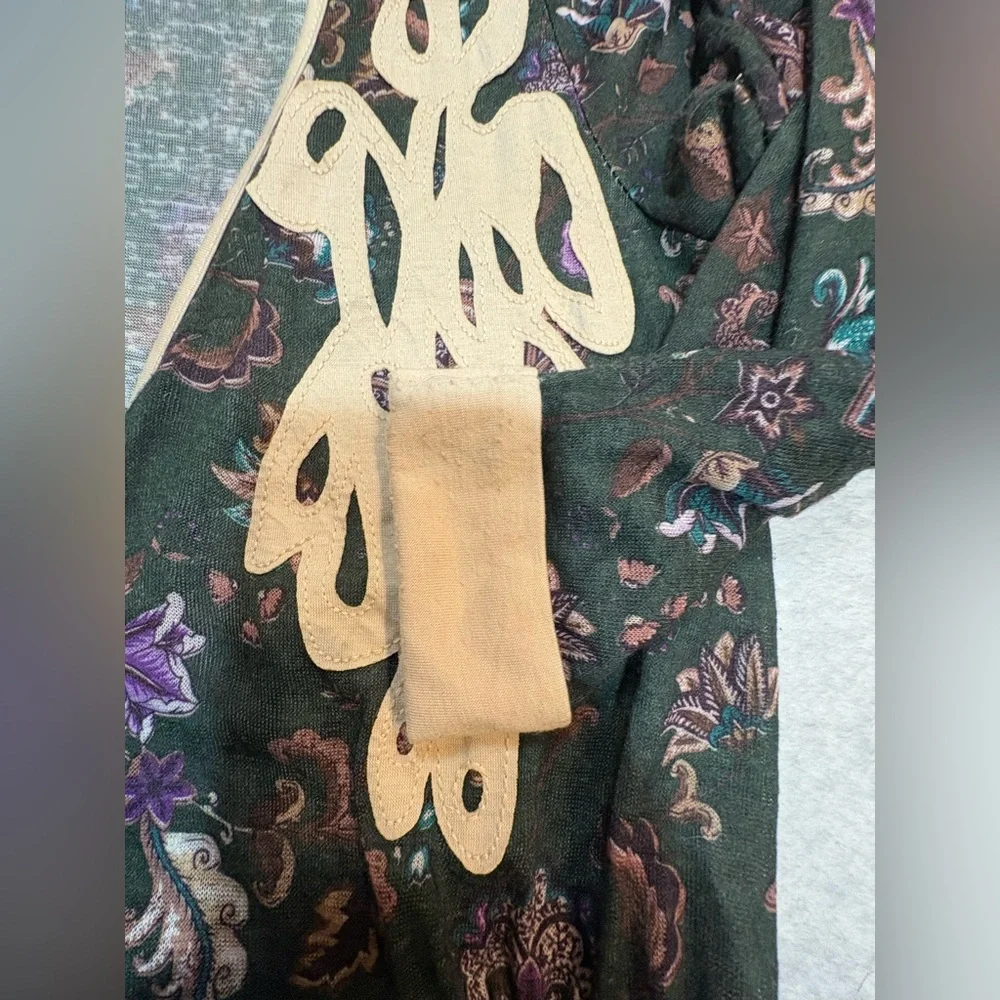Very Co Green Cream Paisley Tie Back Thin Cardigan Top 1 Small Medium‎ M